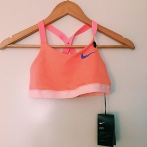 NWT Nike Dri-Fit girls training sports bra
